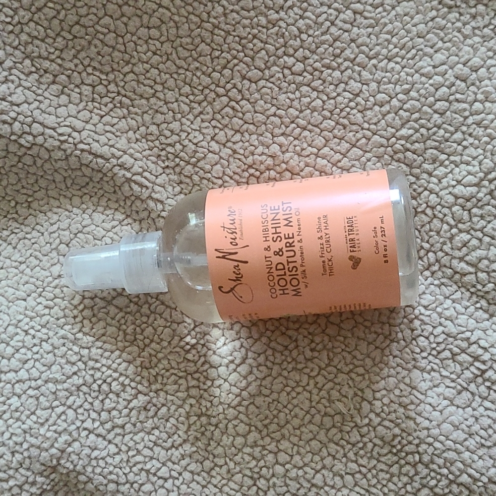 Shea moisture coconut and hibiscus moisture mist